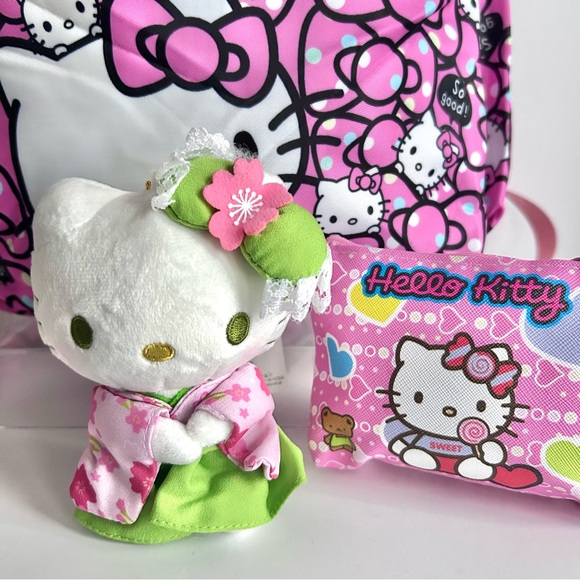 💝(HK335) Hello Kitty Adorable 4-Piece Backpack Bundle! - Picture 7 of 10